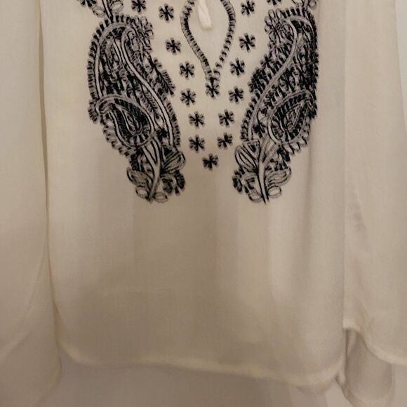 BRAND NEW FOREVER 21 SLEEVELESS WOMEN'S BLOUSE - Picture 3 of 16